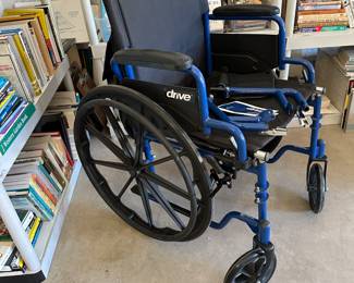 Drive folding wheel chair transport chair, foot holders on seat