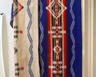 Reversible wool blanket