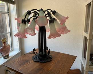 15 bulb Lilly pad table lamp lovely in the day time