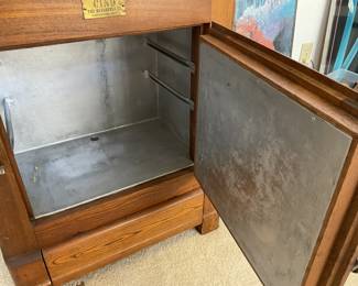 Lower metal lined cabinet