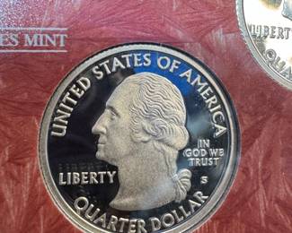 six piece silver collectible US quarter set.
key date 2009 series depicting the US territories