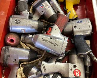 Pneumatic air impact wrenches