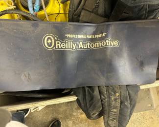 O'Reilly fender cover work mat