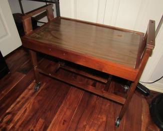 MCM TV table