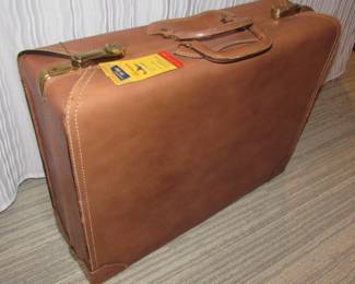Thick leather Skymaster suitcase