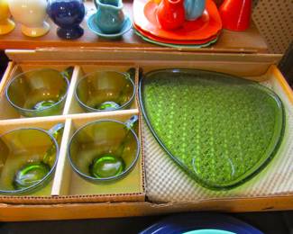 MCM tea settings