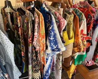 VINTAGE AND DESIGNERS CLOTHES S-XL