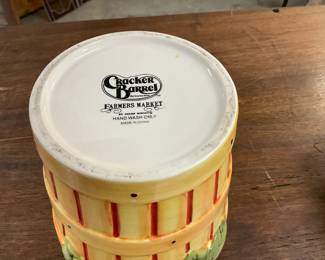 Cracker Barrel Farmers Market Apple Basket Cookie Jar