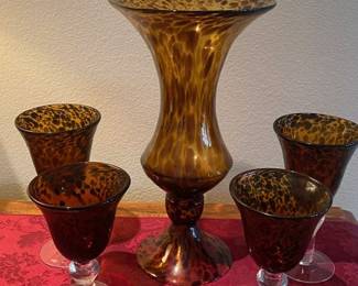 Amber Spotted Glass Vase and Set of 4 Wine Glasses