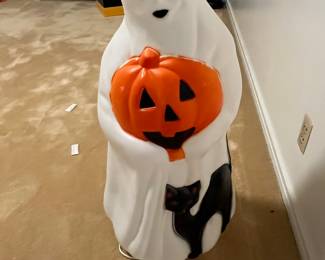 Spooky blow mold 