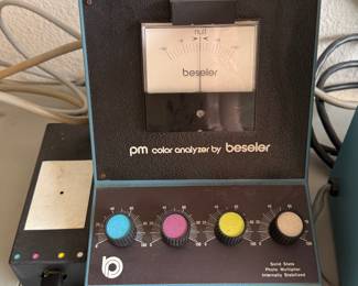 Color analyzer for Bessler