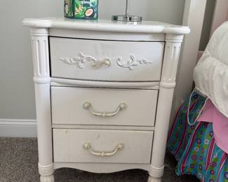 Stanley Furniture Young America Girls Bedroom Set