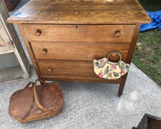 Vintage OAK 3 drawer chest