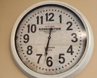 Kensington clock