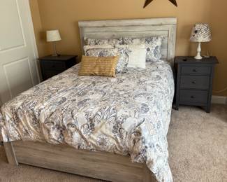 Queen bed with high end mattress and electric riser.