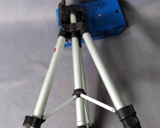 Shooting Chrony Ballistic Chronograph with Simmons Tripod 
