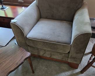 Matching chair to sofa and ottoman