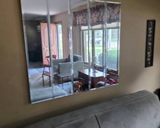 Wall mirror