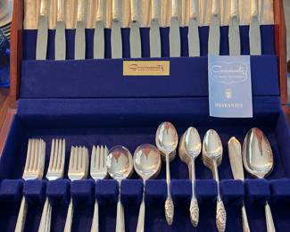 Oneida Community silver plate, service for 12