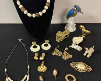 Creamy Mix with Gold Costume Jewelry
