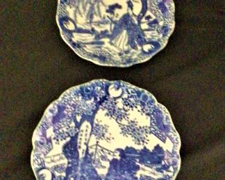 Vintage Japanese Imari Ware Plates