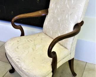 Queen Anne Rosewood and Linen Chair