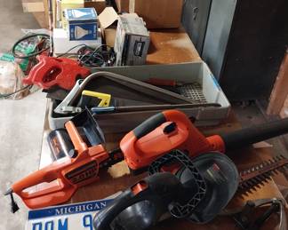 electric chainsaw, lea blower, hedge trimmer, saws, license plates