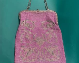 Lovely Light Purple Seed Bead Bag On Chain