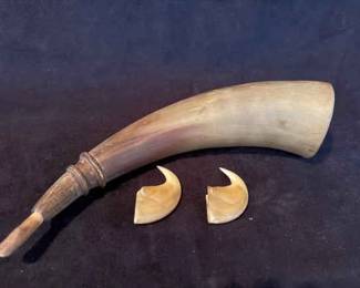 Powder Horn Animal Claws
