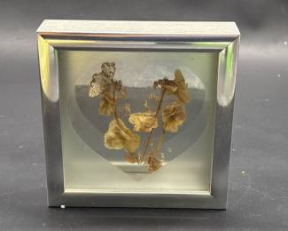 Heart-Framed Dried Flower Display Box