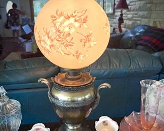 Vintage Gone with the Wind lamp