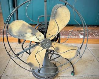 Antique 1920s GE brass & steel fan