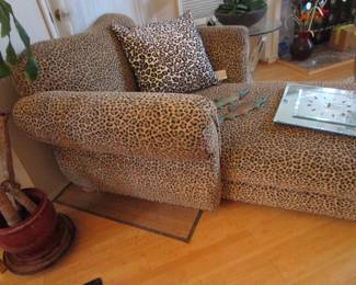 Leopard lounge sofa/chair