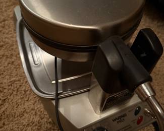 Waffle maker