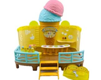 Calico Critters Seaside Ice Cream Shop