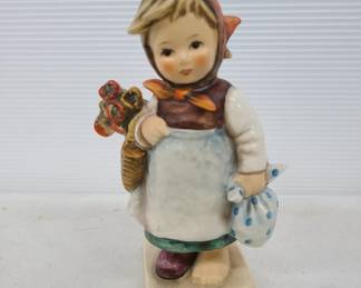 Hummel Weary Wanderer 5 1/2" TMK-4 Figure