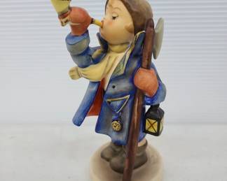 Hummel Hear Ye, Hear Ye 5" TMK-5 Figure