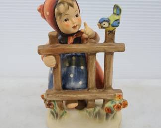 Hummel Signs of Spring 5" TMK-4 Figure