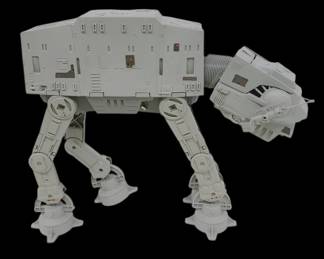 1981 Star Wars Kenner AT-AT Walker Hoth Toy