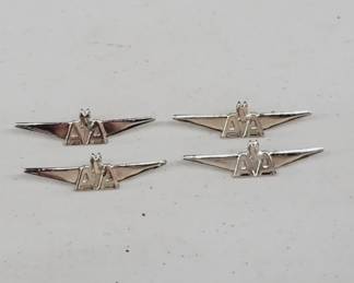 American Airlines Pins (4)