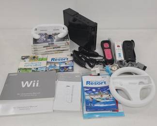 Nintendo Wii With Games & Accessories