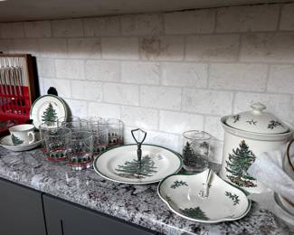 Spode Christmas Tree Service Pieces