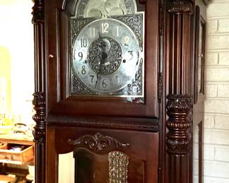 Howard Miller Floor/Grandfather Clock 
