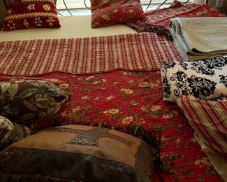 Bedding, Pillows, Throws, lots of 'em