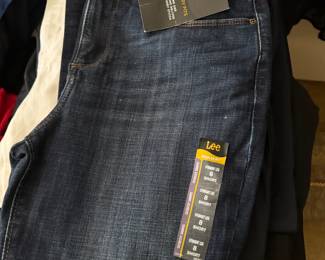 NWT  Lee Jeans ladies size 8