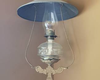 Hanging oil lamp.