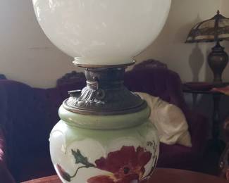 Gone with the Wind, beautiful red and green floral lamp.