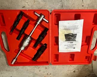 Pittsburgh blind hole bearing puller set.