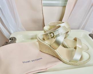 NEW with Box & Dust Bag Stuart Weitzman 'Nearly Nude' sandals 10.5