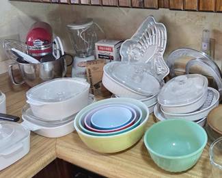 Kitchen Aid mixer, complete set vintage pyrex mixing bowls, Janette mixing bowl, chop-o-matic in original box, lots of vintage Corningware.